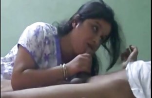 XXX پدر و مادر در خانه نیستند برادر تصمیم خود سایت های سکسی اچ دی را.