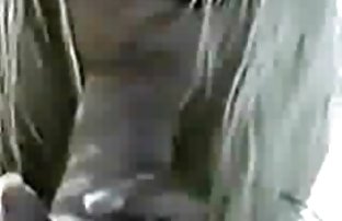 XXX این دختر سگس الگسیس می خواهد یک وعده غذایی سبک و دستور پیتزا. در جعبه در انتظار یک شگفتی بزرگ را در قالب یک عضو از پیک. دختر که شکست در چشم انداز و ورزیدن با حمله به مرد کیر