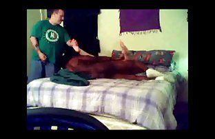 XXX مرد میدارد تا همه چیز را در دوربین او شات دختر روسی که با آن مواجه است نه تنها به او نشان می دهد قفسه سینه خود را برای پول بلکه به احمق اطراف در سکس فول اچ تی دیک با دهان او. فیلم تبدیل بسیار داغ