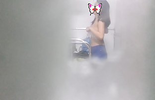 XXX ورزش ها در لباس زیر زنانه نشان می دهد بدن او فیلم سکسی brazzers