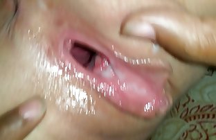 XXX این مرد با قرار دادن سگ در رختخواب با سرطان و سکی hd وارد تنگ خود را دیک در بیدمشک او رفت و به انگشت در کون, از کون, شلخته. سگ ماده مشترک با لذت